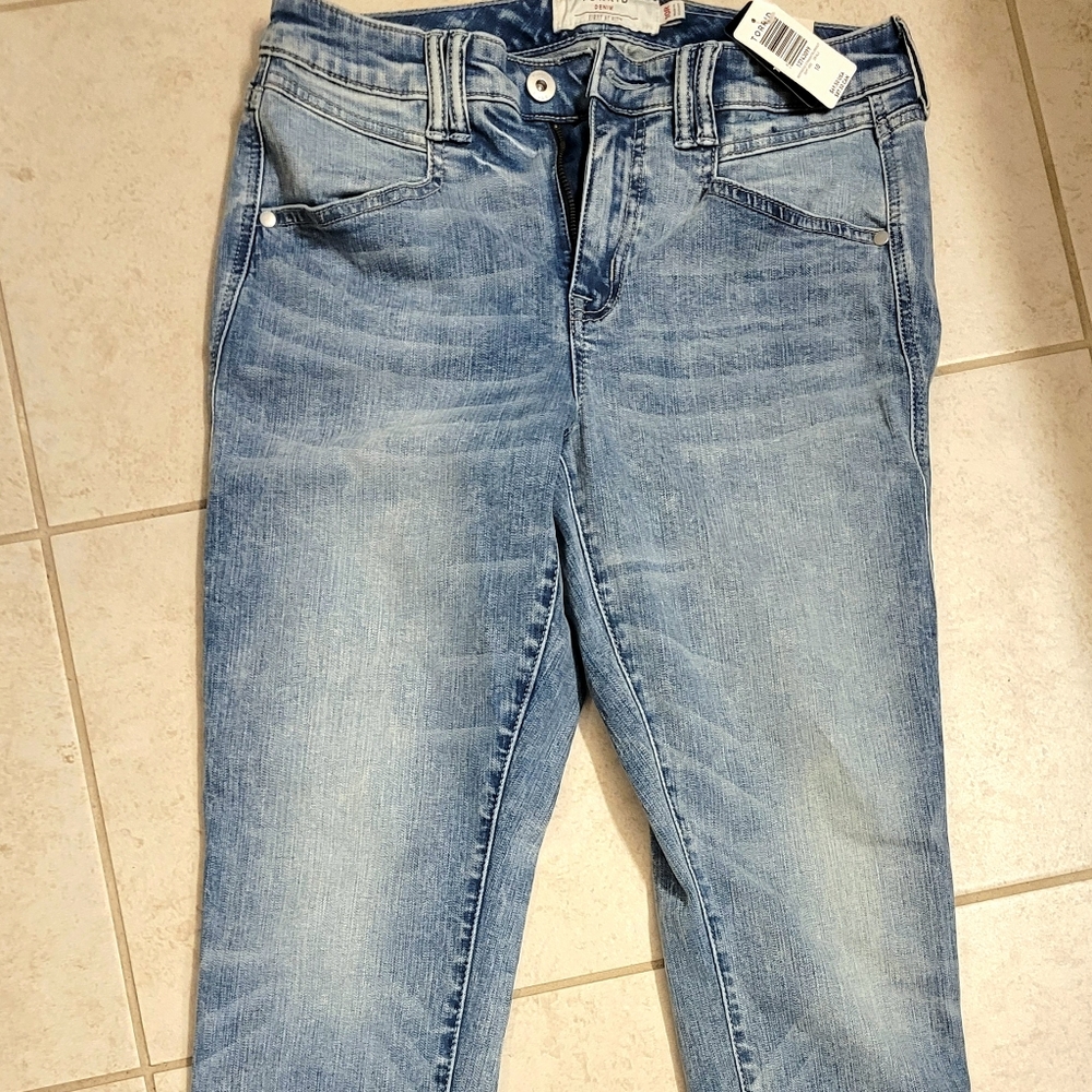Brand new TORRID SZ 10 Jeans